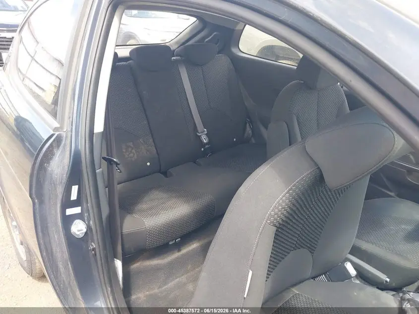 2010 HYUNDAI ACCENT BLUE