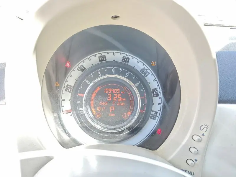2013 FIAT 500 LOUNGE  