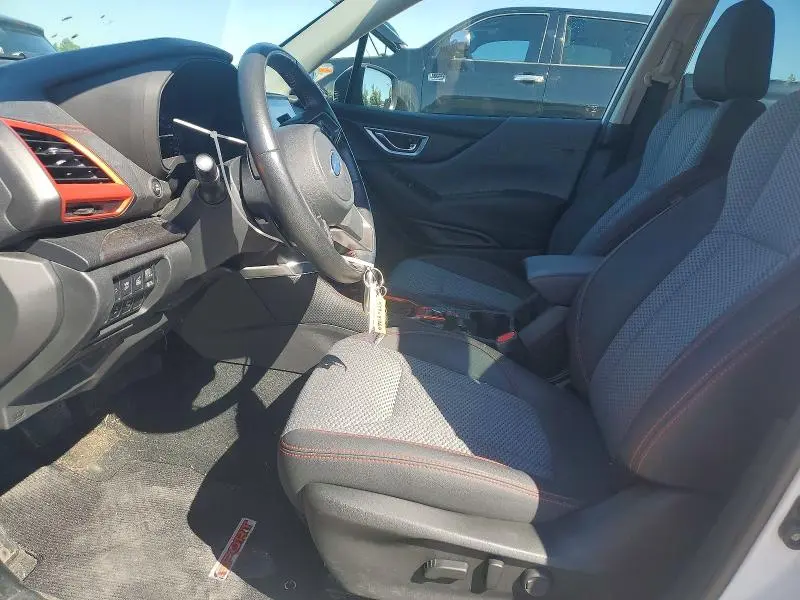 2021 SUBARU FORESTER   
