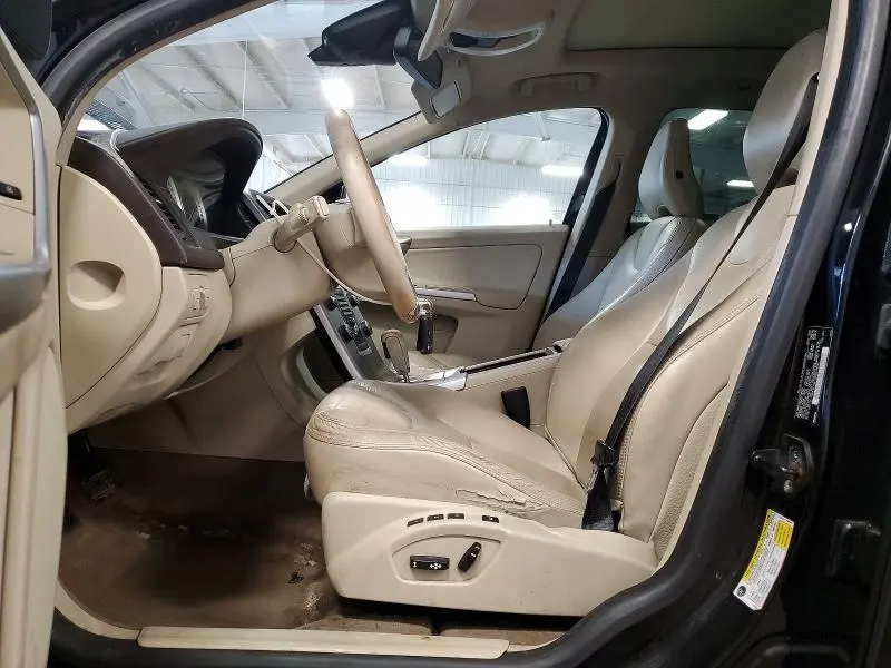 2012 VOLVO XC60 T6  