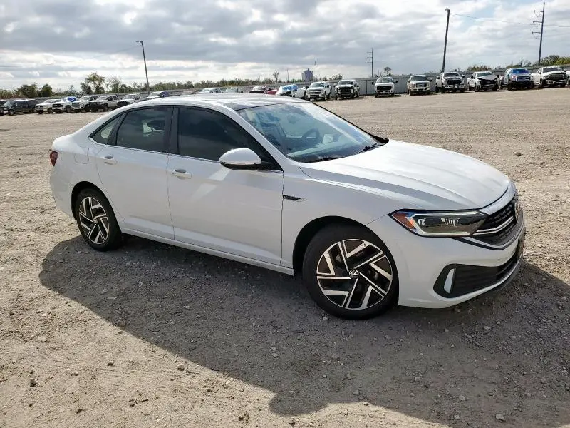 2024 VOLKSWAGEN JETTA SEL  