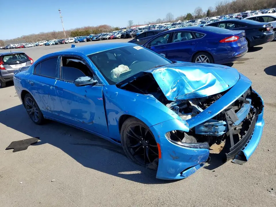 2016 DODGE CHARGER SXT  