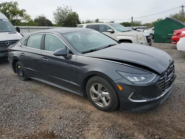 2022 HYUNDAI SONATA SE  