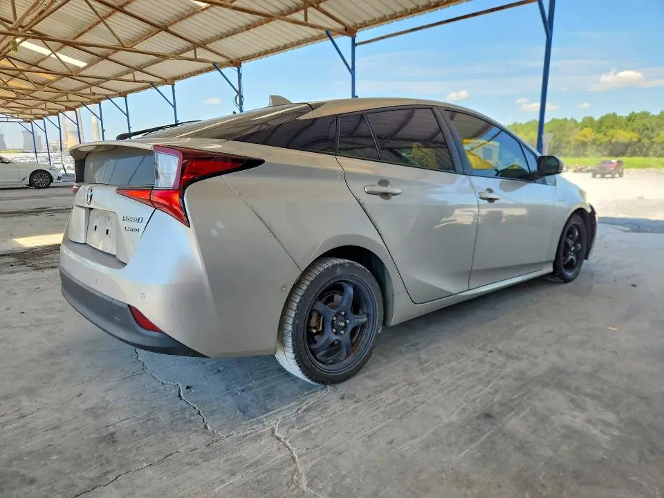 2022 TOYOTA PRIUS LIMITED  