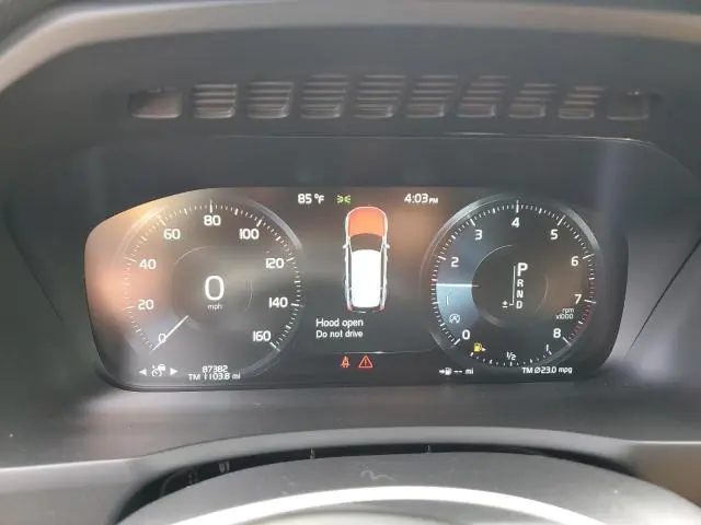 2018 VOLVO XC90 T6