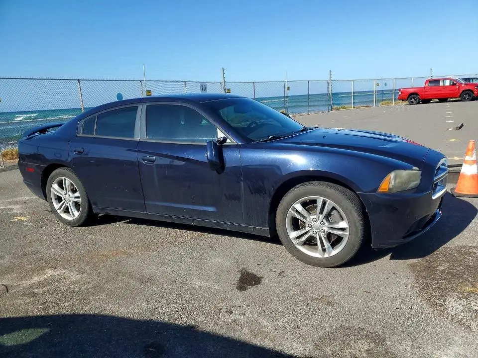 2012 DODGE CHARGER SXT  