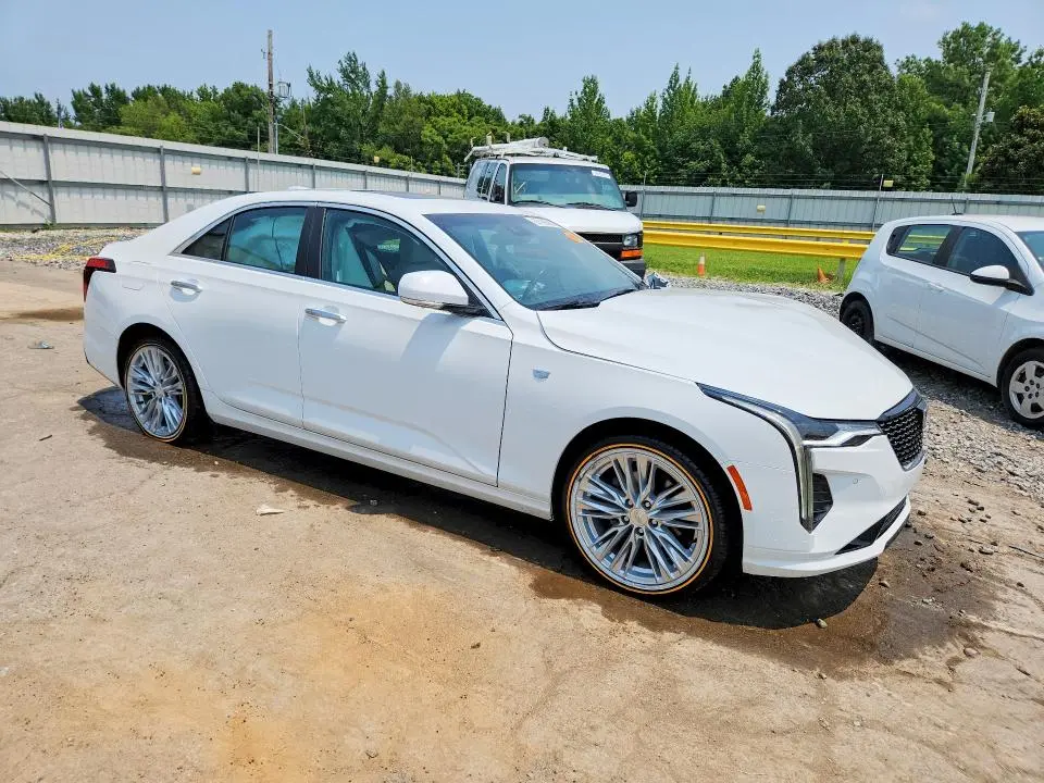 2023 CADILLAC CT4 PREMIUM LUXURY  