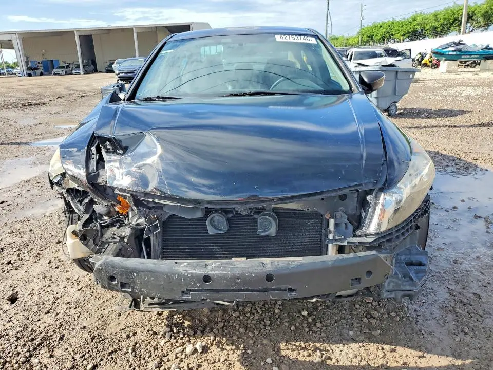2011 HONDA ACCORD SE  