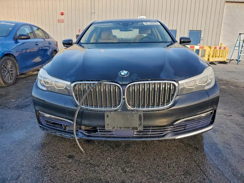 2016 BMW 740 I  