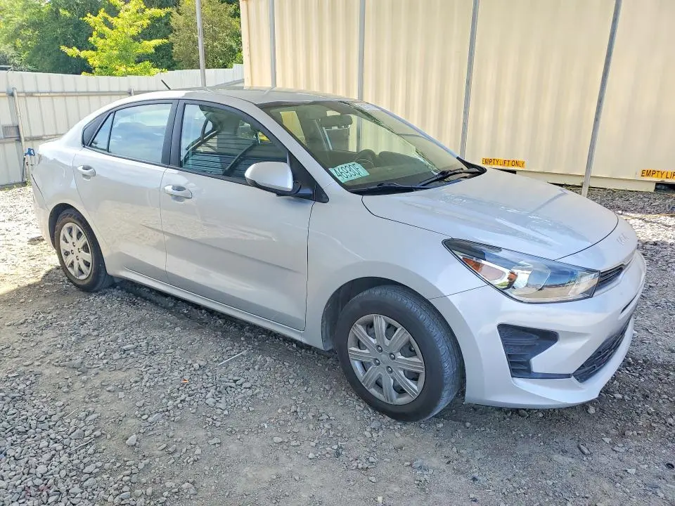 2022 KIA RIO S  