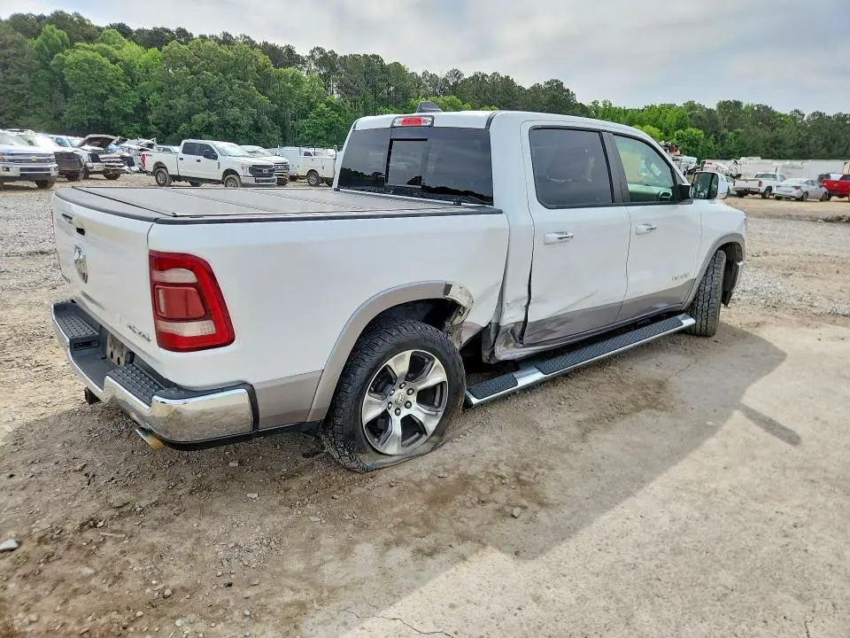 2019 RAM 1500 LARAMIE  