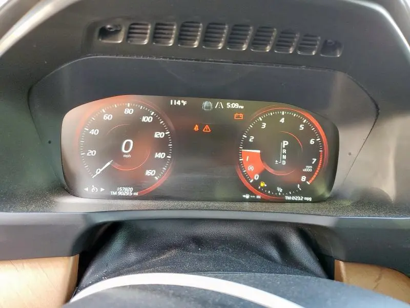 2016 VOLVO XC90 T6  