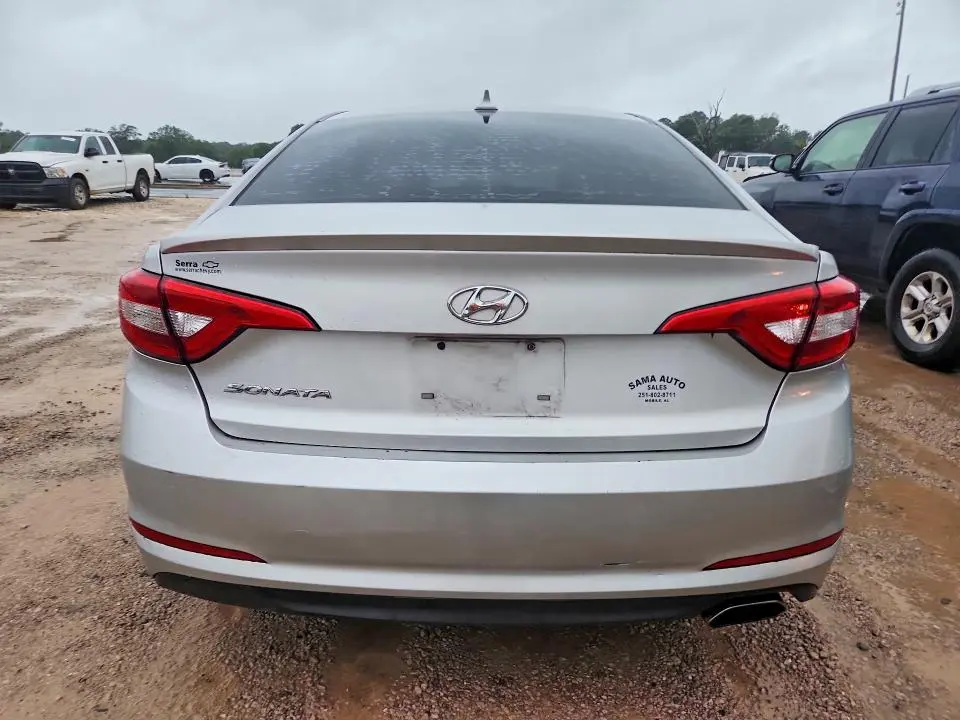 2017 HYUNDAI SONATA SE  