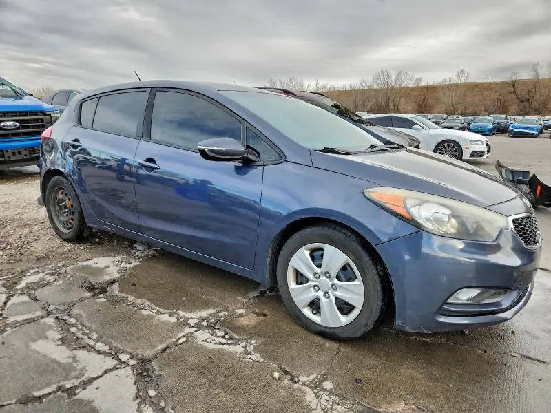2016 KIA FORTE LX  