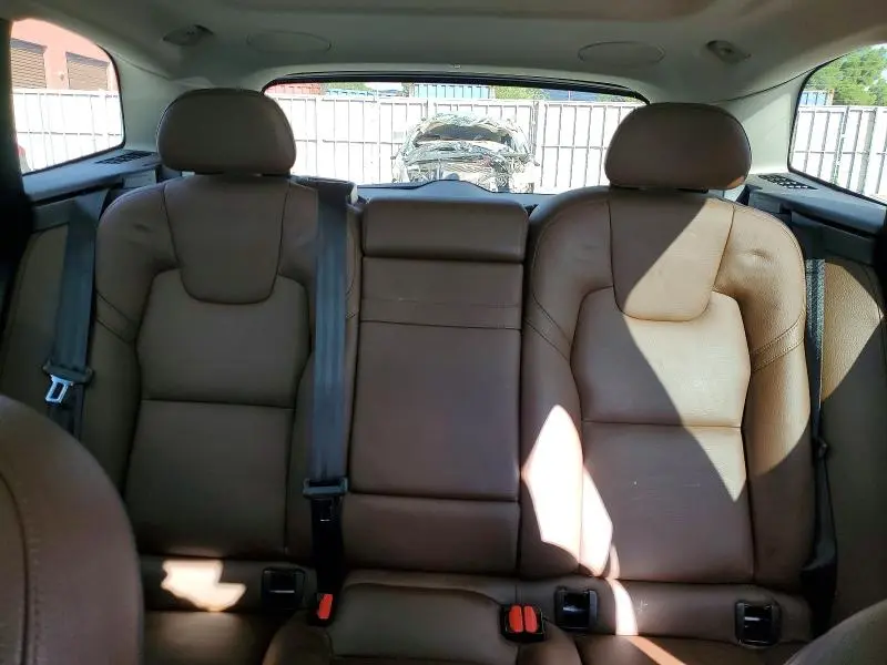 2019 VOLVO XC60 T5  