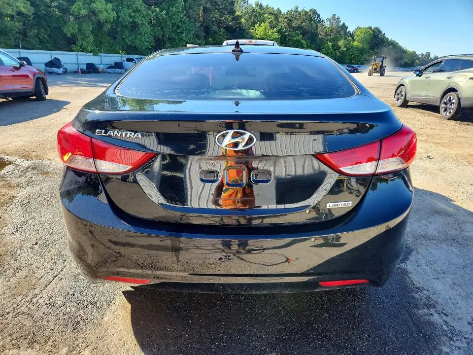 2013 HYUNDAI ELANTRA LIMITED  