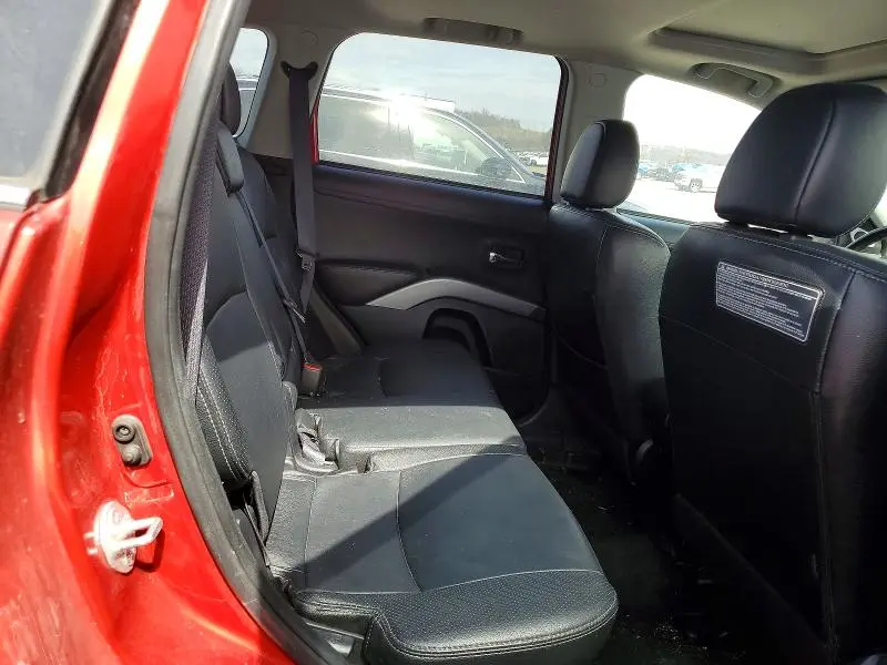 2012 MITSUBISHI OUTLANDER   