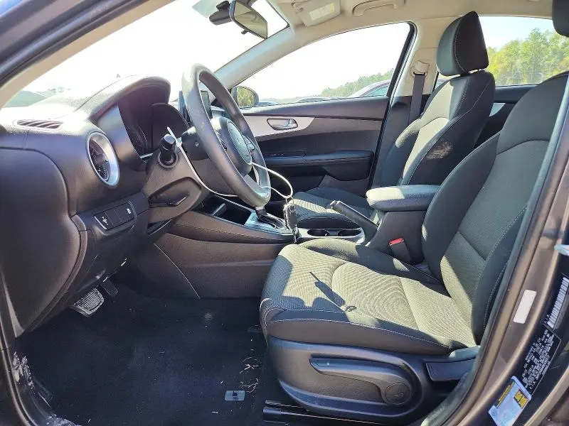 2024 KIA FORTE   