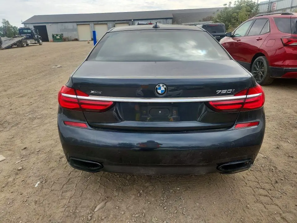2017 BMW 750 XI  