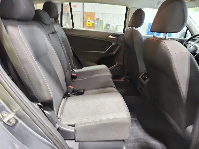 2021 VOLKSWAGEN TIGUAN S  