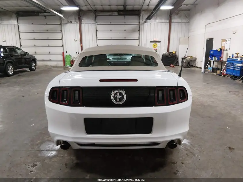 2014 FORD MUSTANG V6