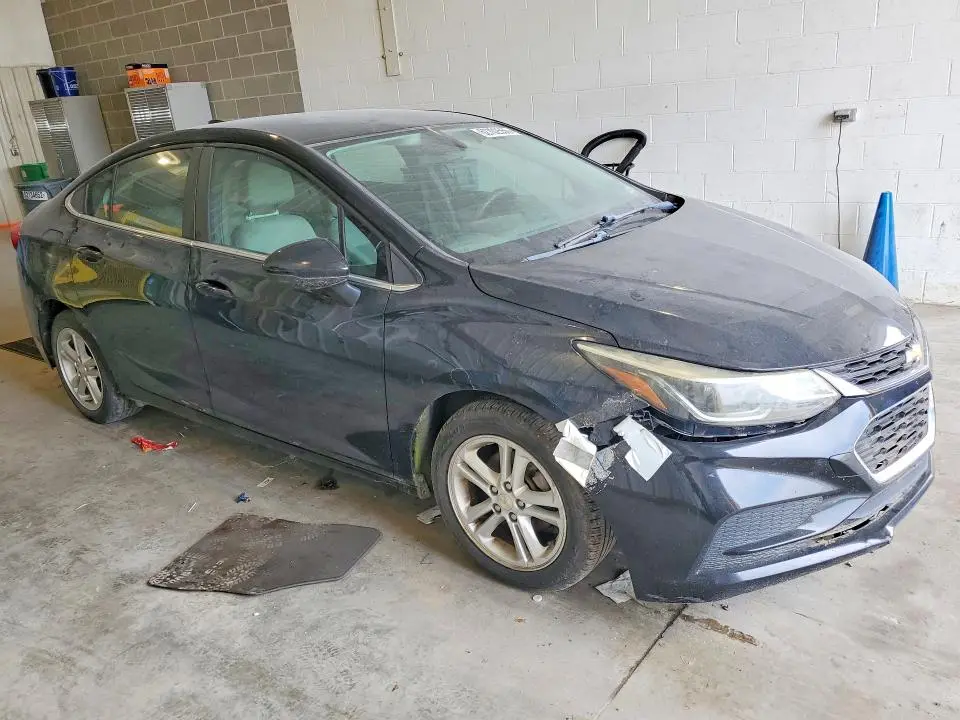 2016 CHEVROLET CRUZE LT  
