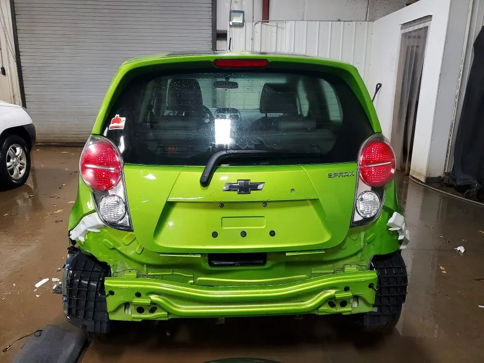 2015 CHEVROLET SPARK 1LT  