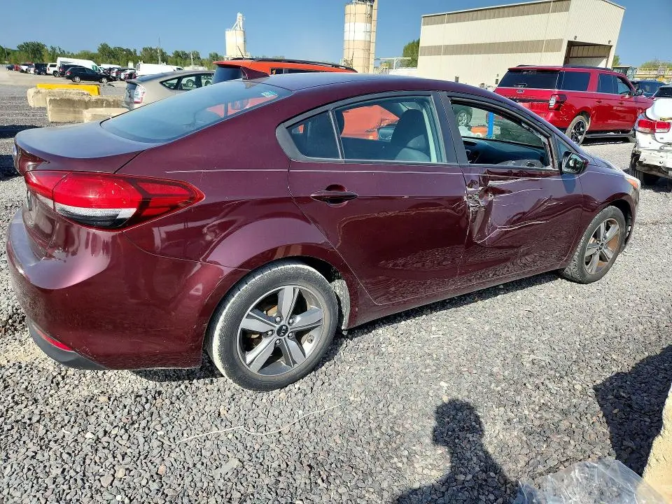 2018 KIA FORTE LX  