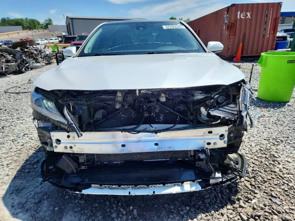 2018 TOYOTA CAMRY XSE  