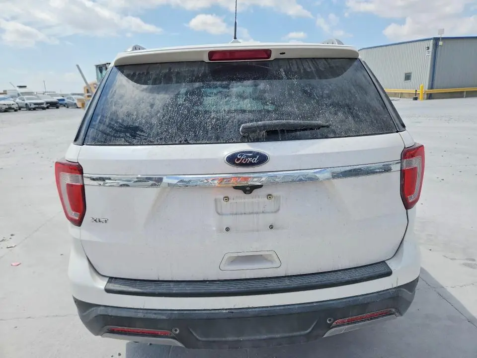 2019 FORD EXPLORER XLT  