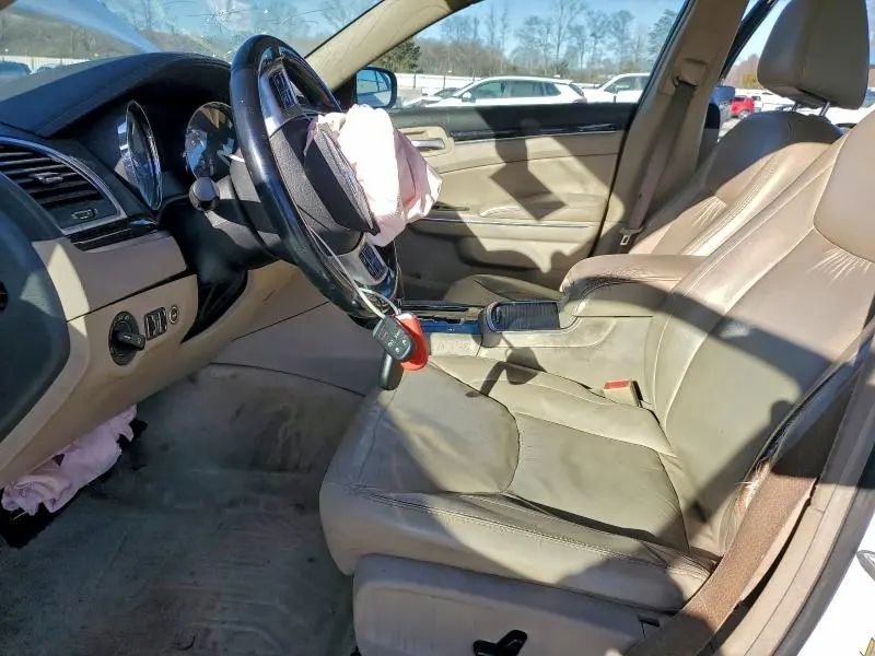 2011 CHRYSLER 300 LIMITED  