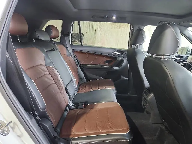 2024 VOLKSWAGEN TIGUAN SEL R-LINE BLACK  