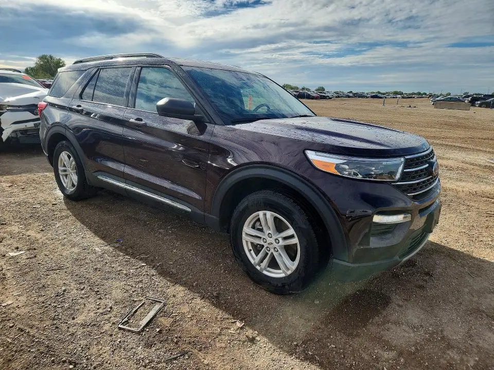 2022 FORD EXPLORER XLT  