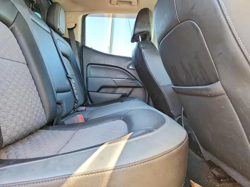 2015 CHEVROLET COLORADO Z71  