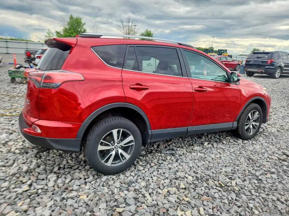 2016 TOYOTA RAV4 XLE  
