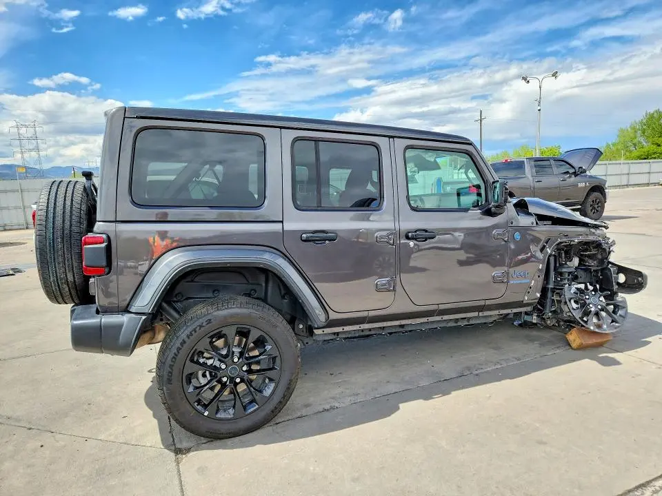 2025 JEEP WRANGLER SAHARA 4XE  