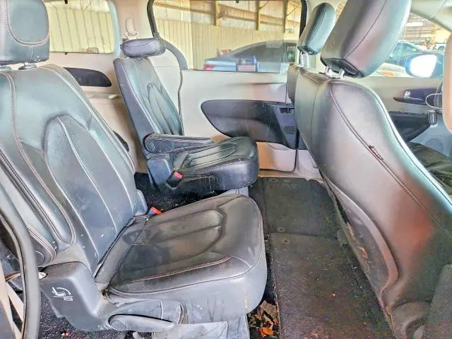 2017 CHRYSLER PACIFICA TOURING L  
