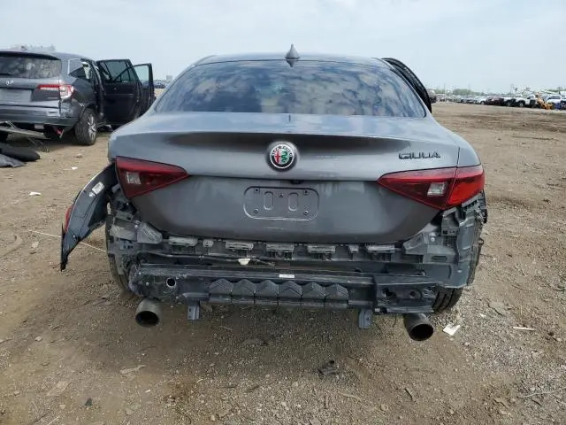2020 ALFA ROMEO GIULIA TI  