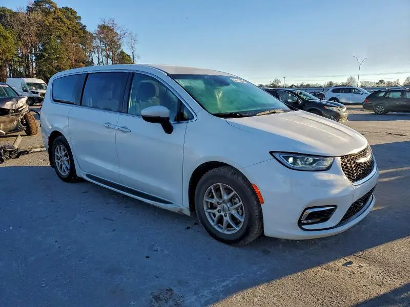 2023 CHRYSLER PACIFICA TOURING  