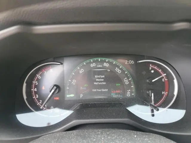 2024 TOYOTA RAV4 XLE