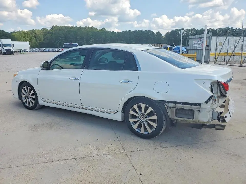 2011 TOYOTA AVALON LIMITED  