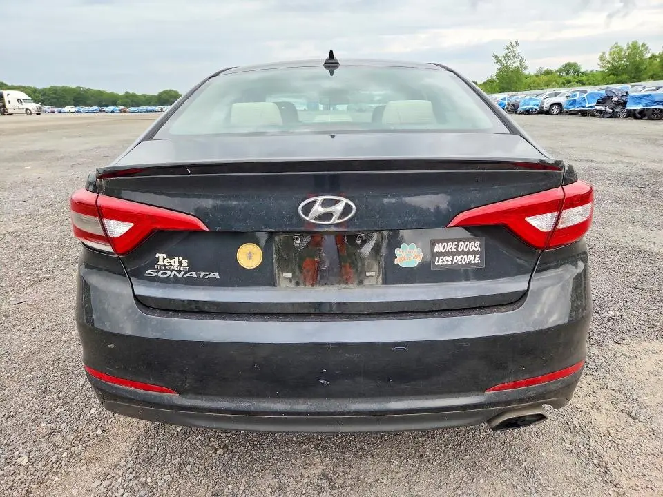 2015 HYUNDAI SONATA SE  