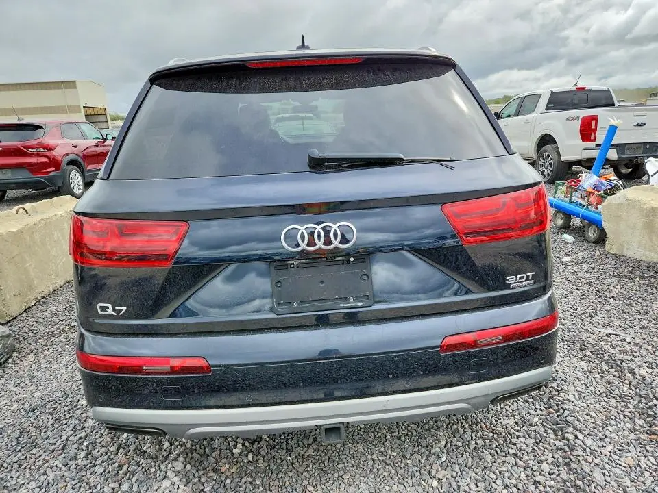 2017 AUDI Q7 PRESTIGE  