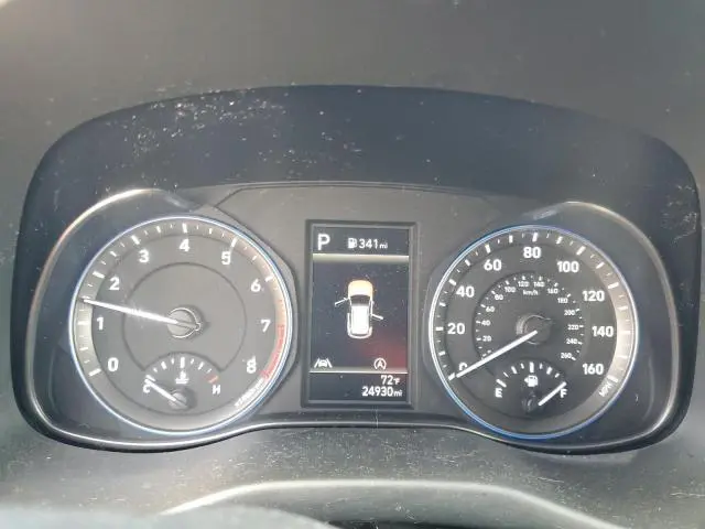 2023 HYUNDAI KONA SE  