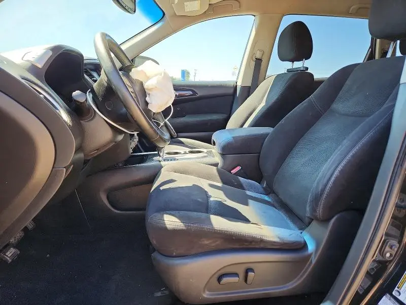 2015 NISSAN PATHFINDER SV  