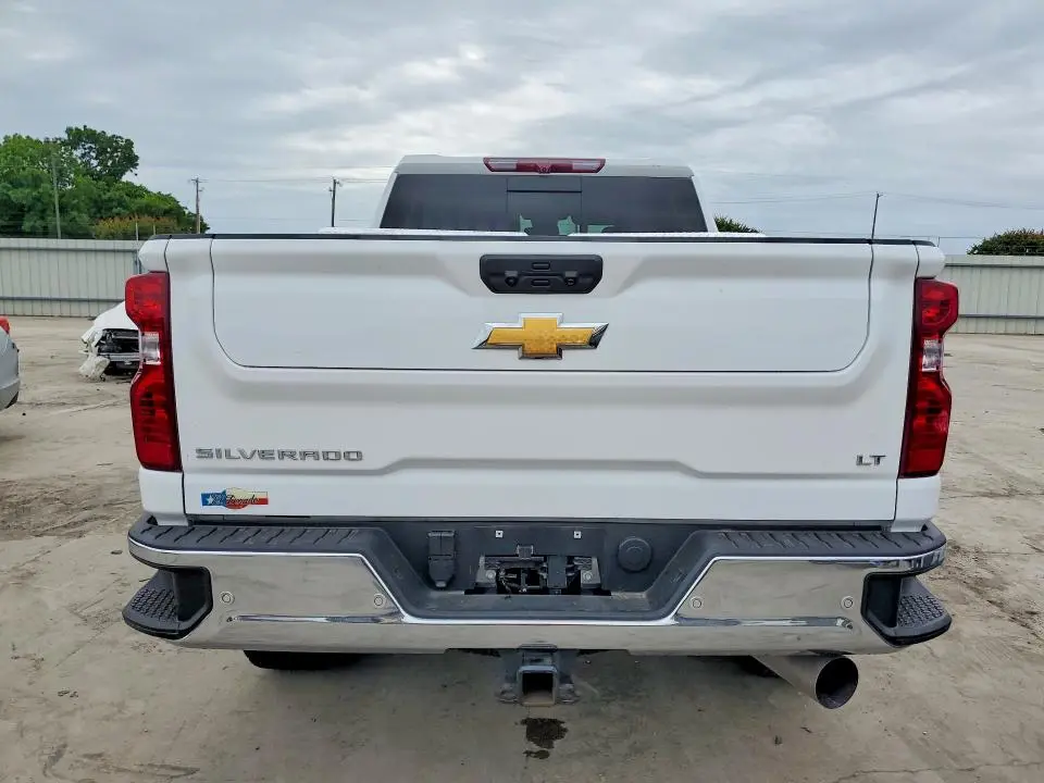 2025 CHEVROLET SILVERADO   