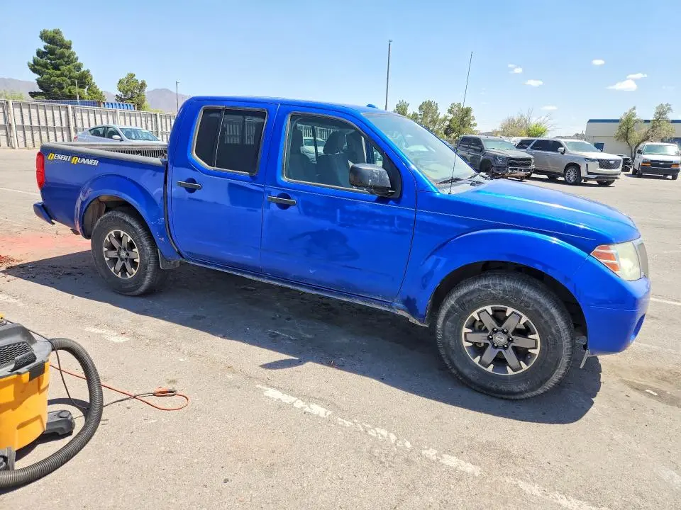 2014 NISSAN FRONTIER DESERT RUNNER  