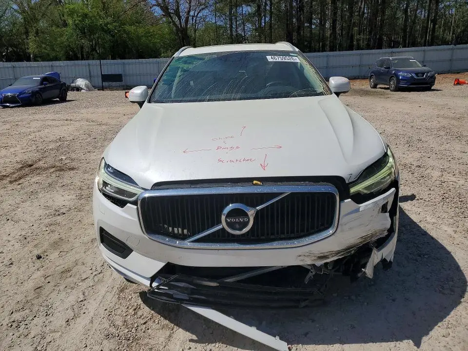 2018 VOLVO XC60 T5 MOMENTUM  