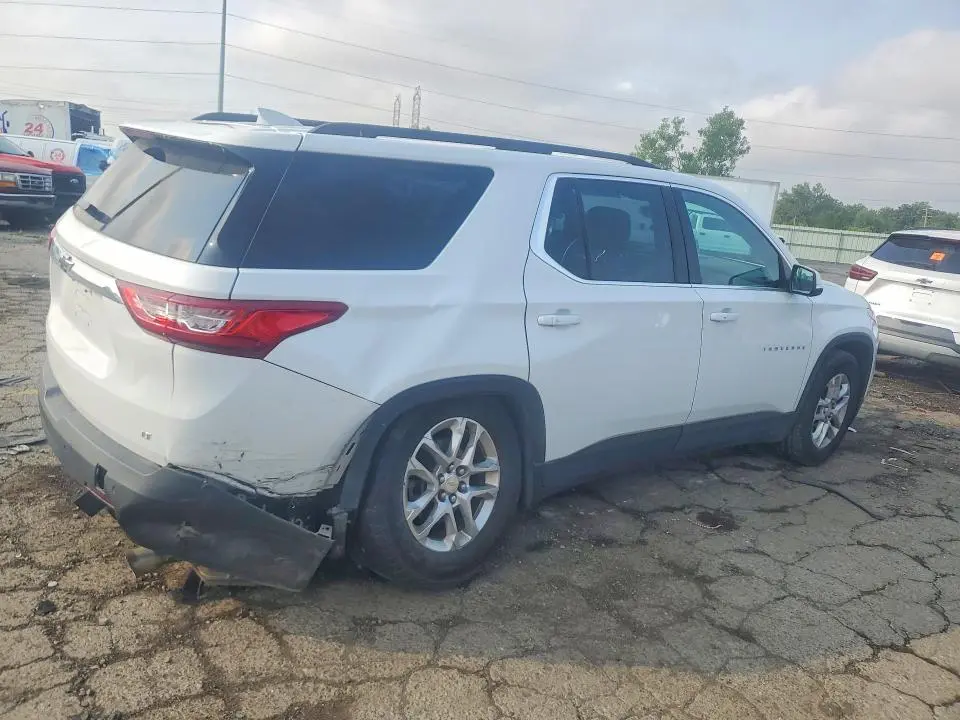 2021 CHEVROLET TRAVERSE LT  