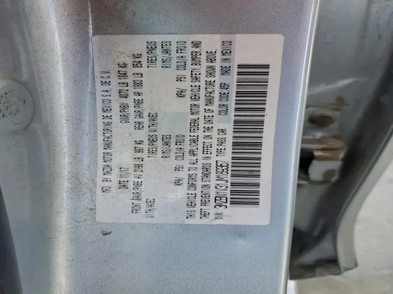 2018 MAZDA 3 TOURING  